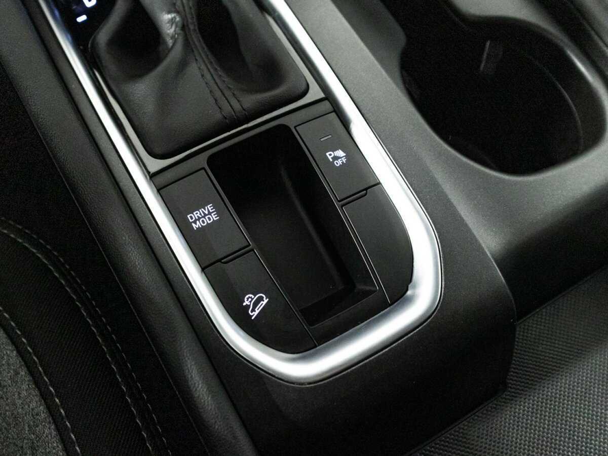 Hyundai Santa Fe 2019 года с пробегом. Фото: #15