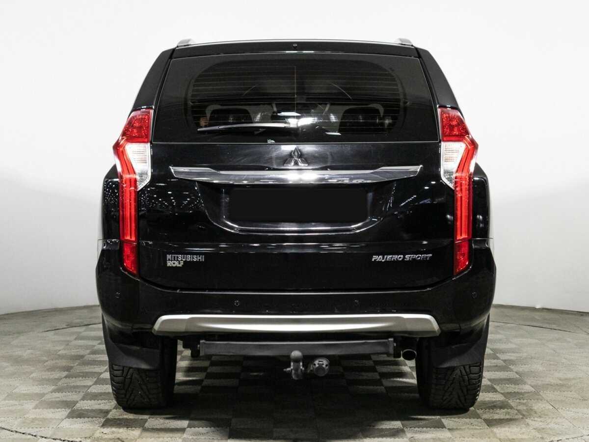 Mitsubishi Pajero Sport 2018 года с пробегом. Фото: #5