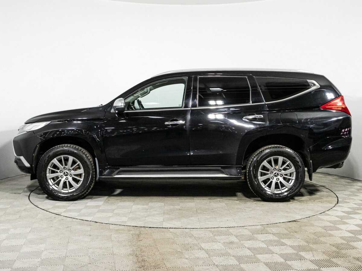Mitsubishi Pajero Sport 2018 года с пробегом. Фото: #7