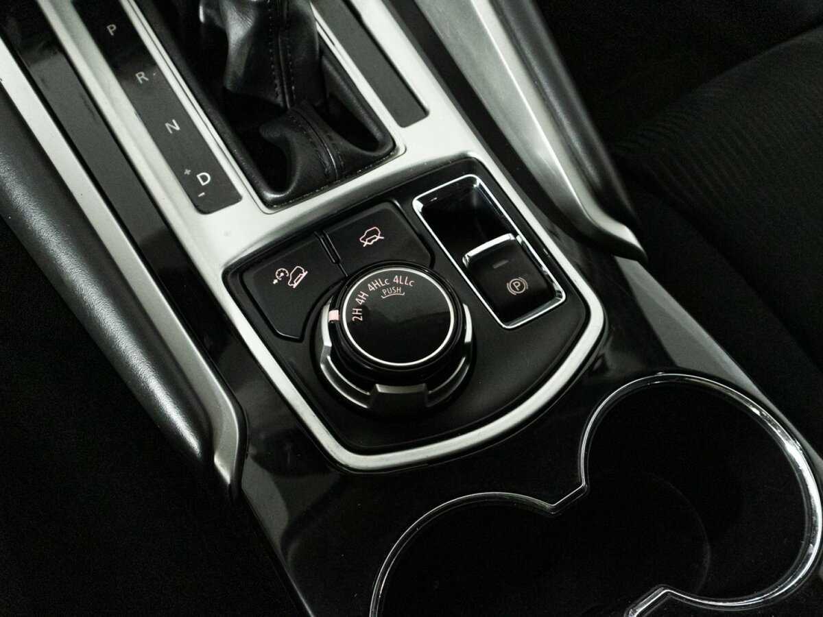 Mitsubishi Pajero Sport 2018 года с пробегом. Фото: #13