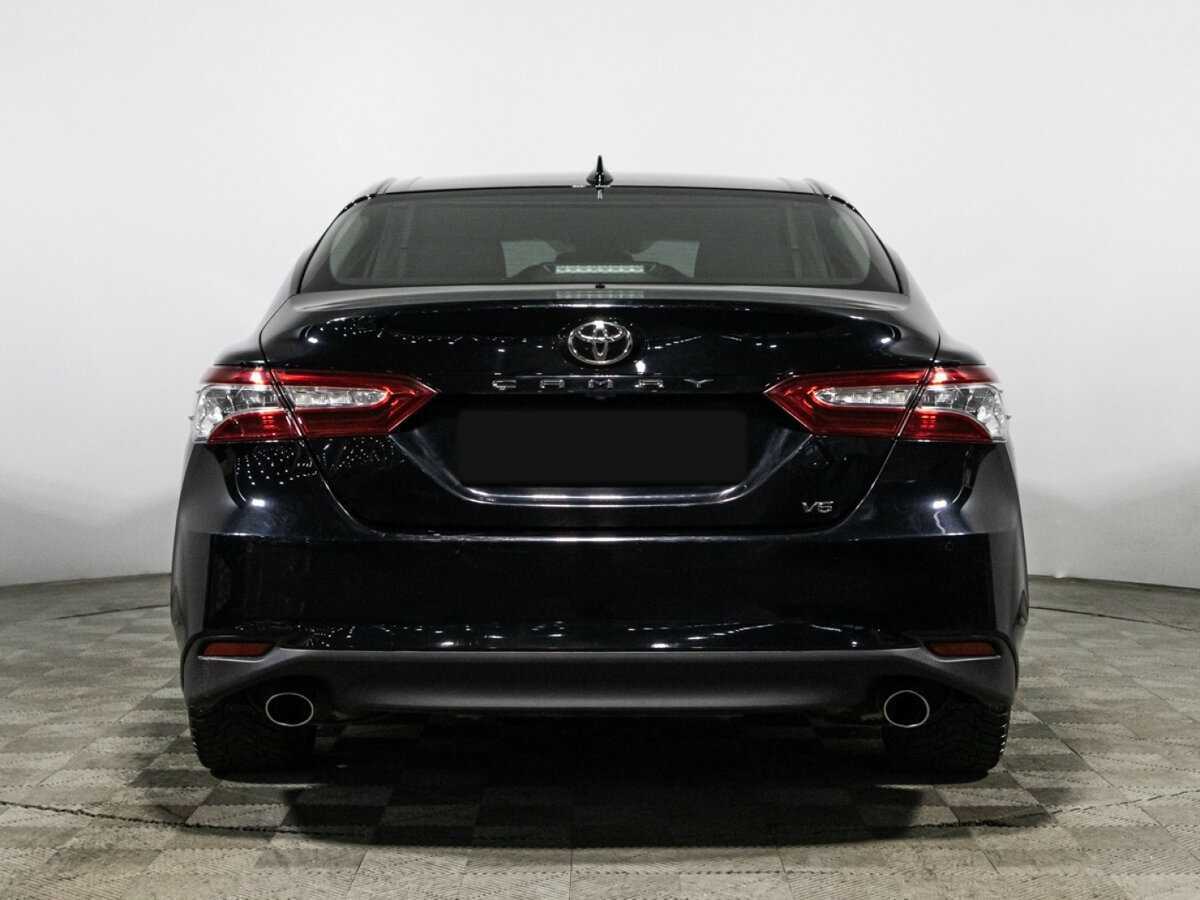 Toyota Camry 2018 года с пробегом. Фото: #5