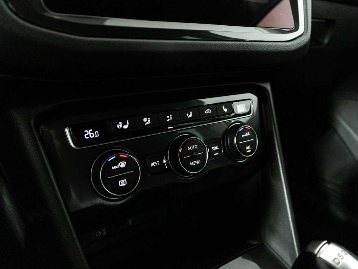 Б/У Фольксваген Тигуан 2017 года. Фото: #19