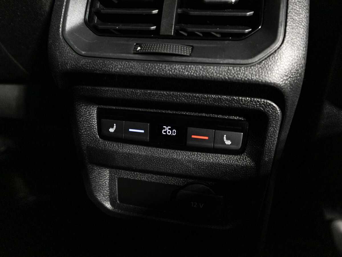 Б/У Фольксваген Тигуан 2017 года. Фото: #21