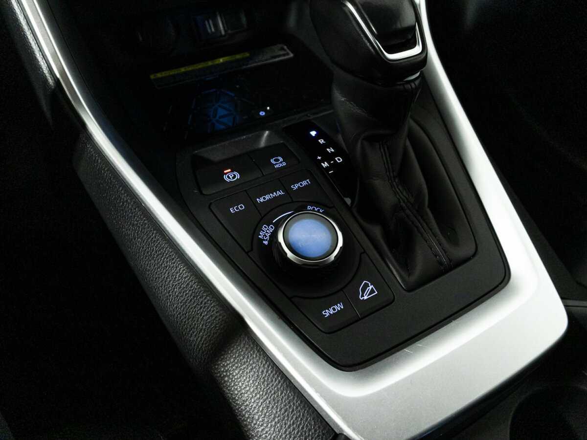 Toyota RAV4 2021 года с пробегом. Фото: #19