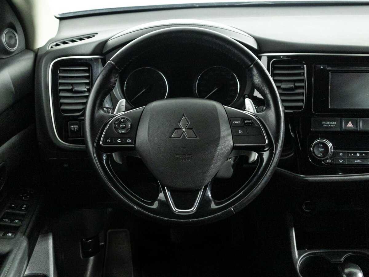 Mitsubishi Outlander 2015 года с пробегом. Фото: #17