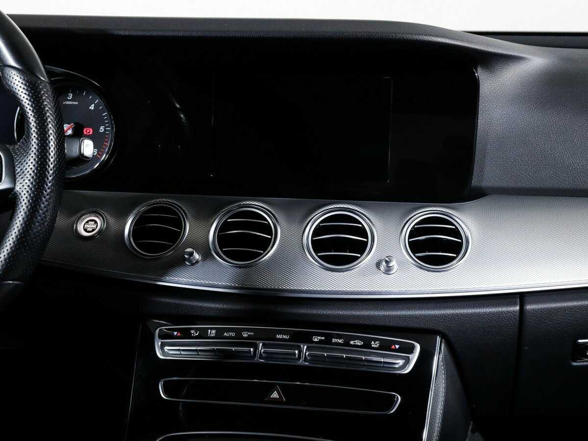 Mercedes-Benz E-Класс 2016 года с пробегом. Фото: #9