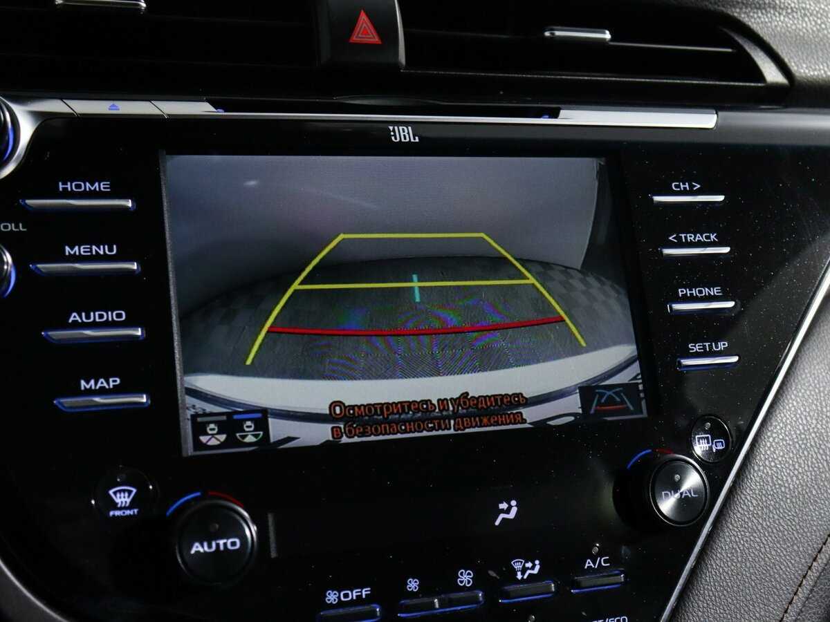 Toyota Camry 2019 года с пробегом. Фото: #16