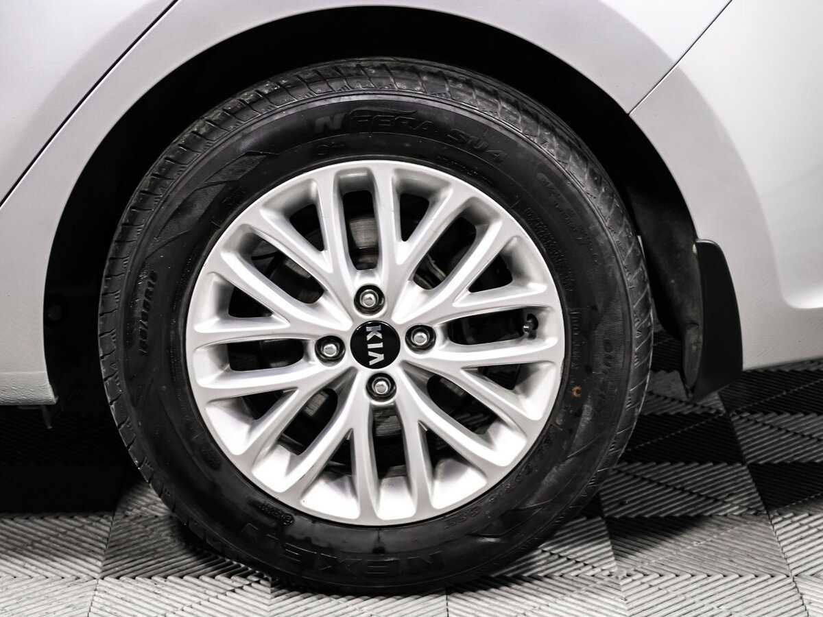 Б/У Киа Рио 2018 года. Фото: #14