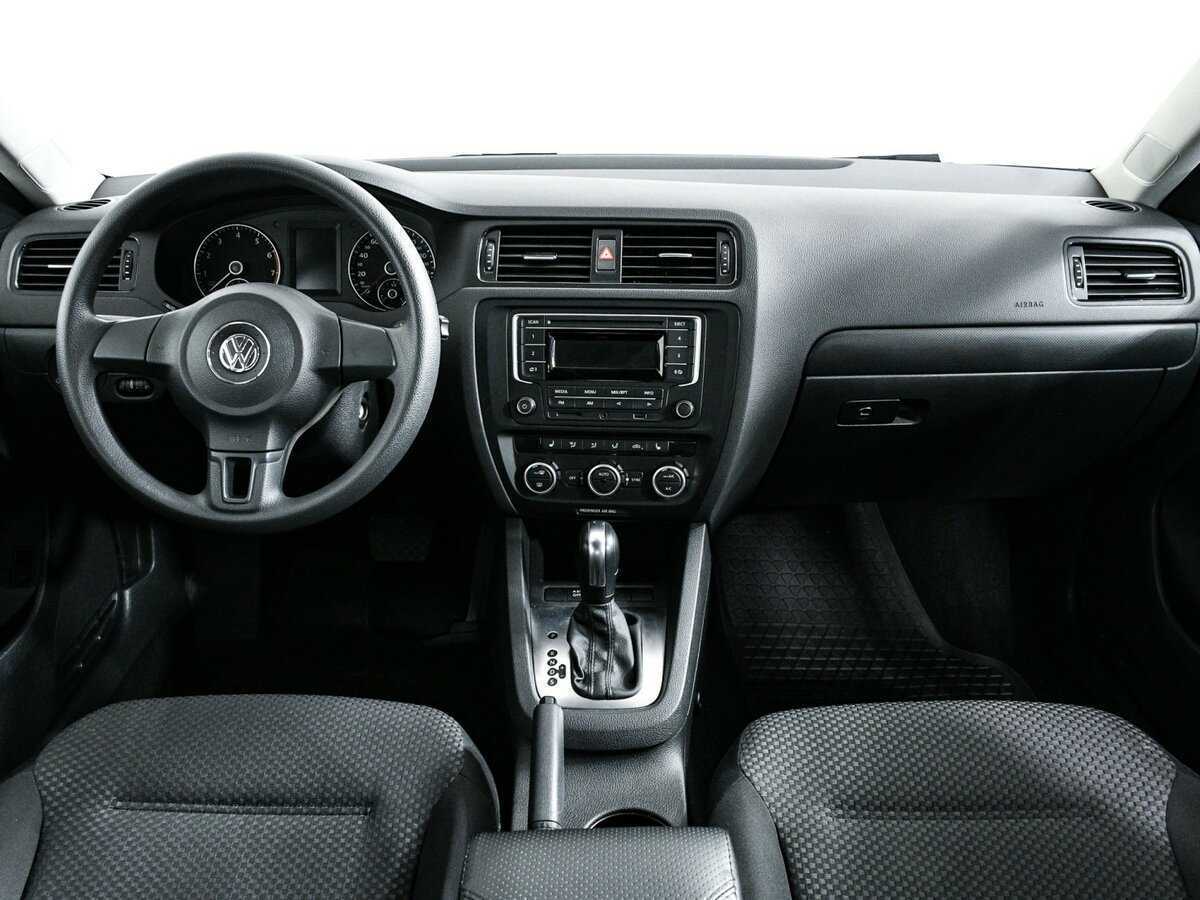 Б/У Фольксваген Джетта 2014 года. Фото: #10