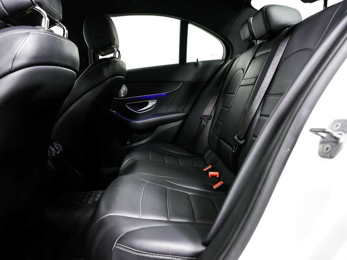 Mercedes-Benz C-Класс 2017 года с пробегом. Фото: #12