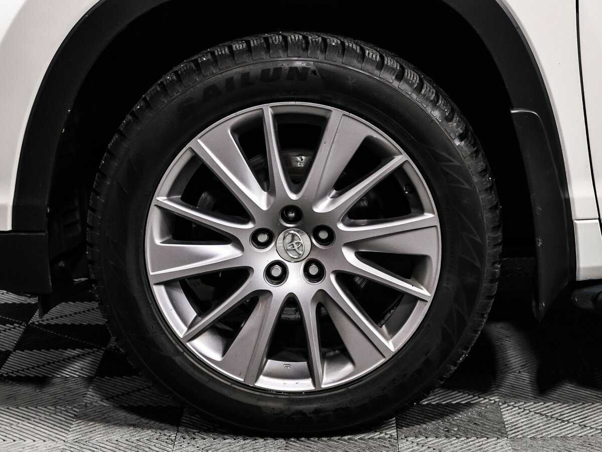 Toyota Highlander 2014 года с пробегом. Фото: #14