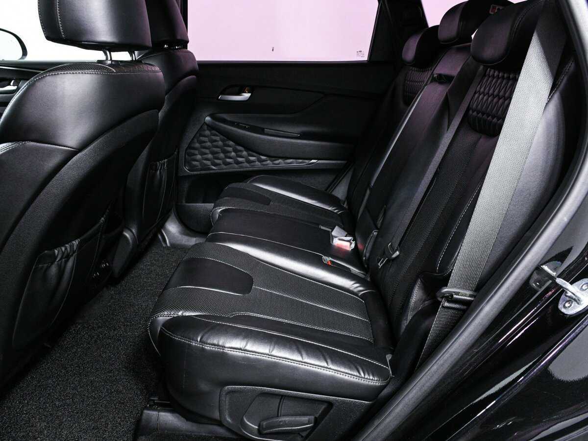 Hyundai Santa Fe 2018 года с пробегом. Фото: #12