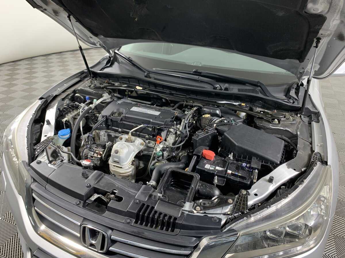 Honda Accord 2013 года с пробегом. Фото: #8