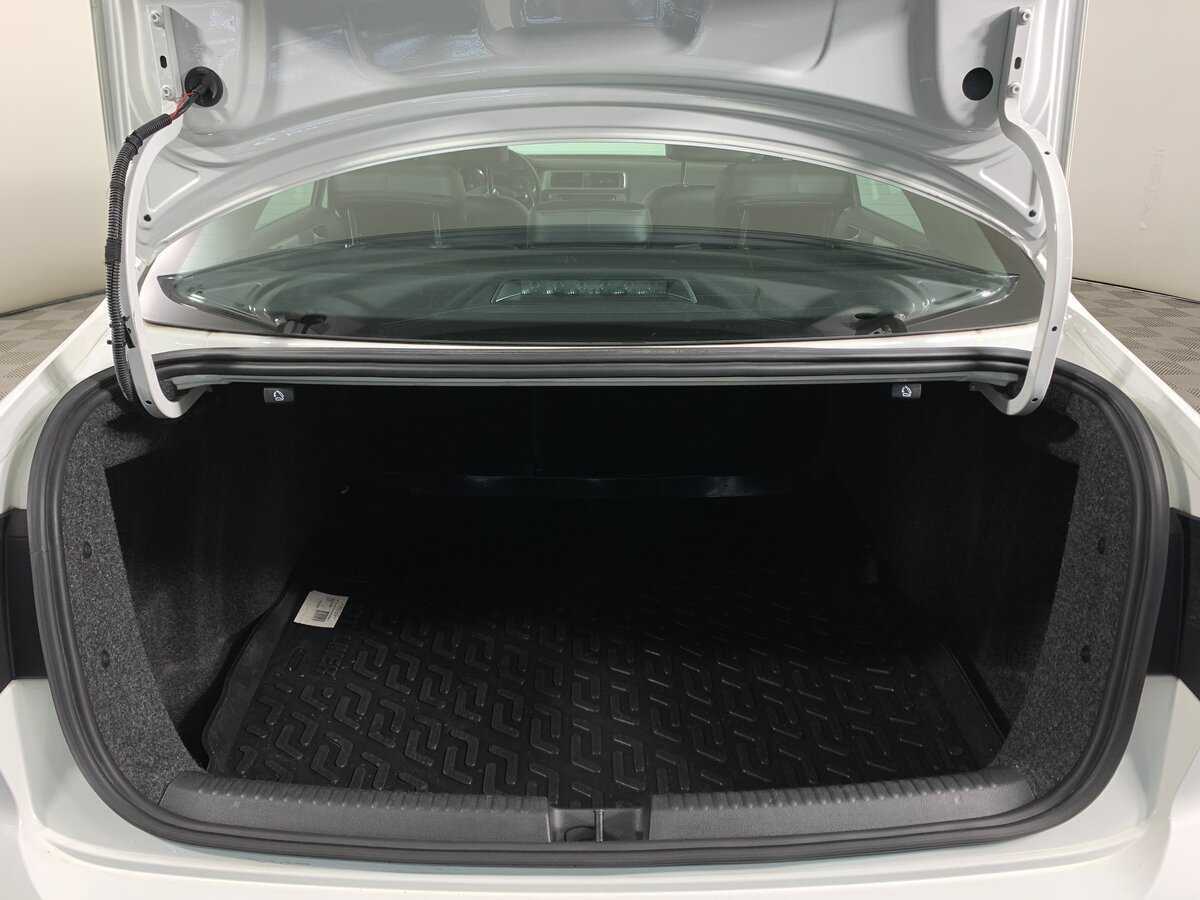 Б/У Фольксваген Джетта 2017 года. Фото: #18