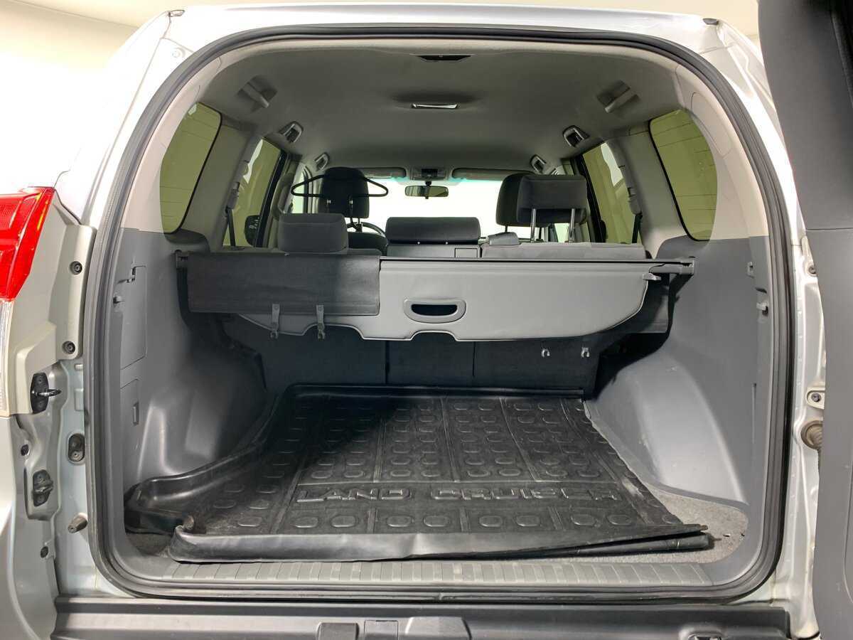 Toyota Land Cruiser Prado 2012 года с пробегом. Фото: #16