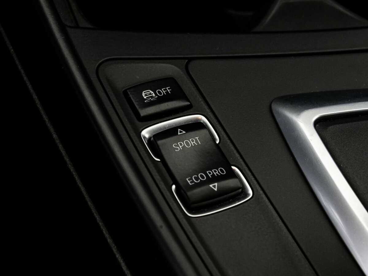 BMW 1 серии 2013 года с пробегом. Фото: #11