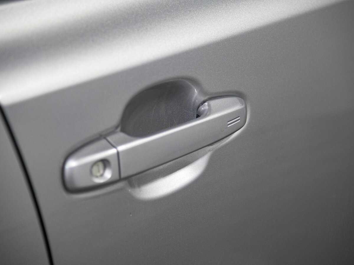 Toyota C-HR 2017 года с пробегом. Фото: #15