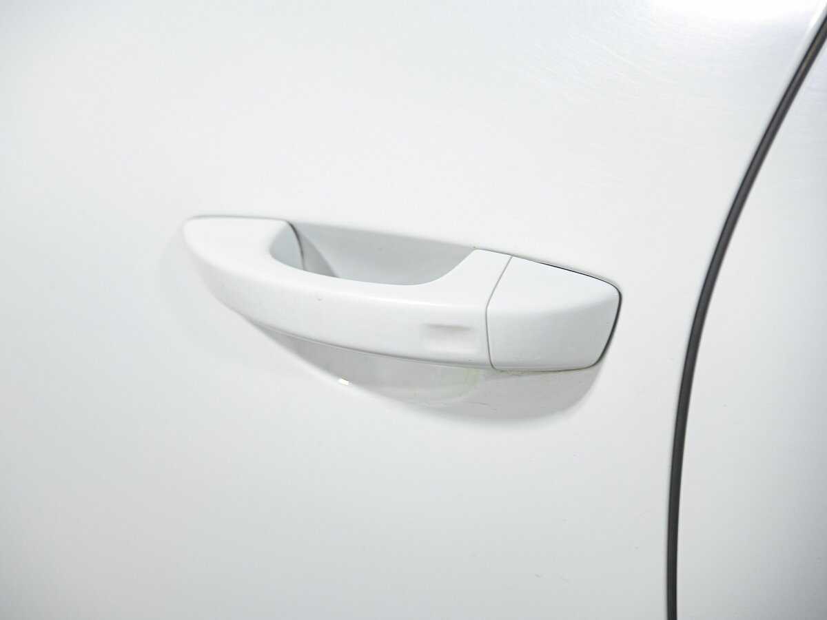 Б/У Фольксваген Туарег 2013 года. Фото: #21