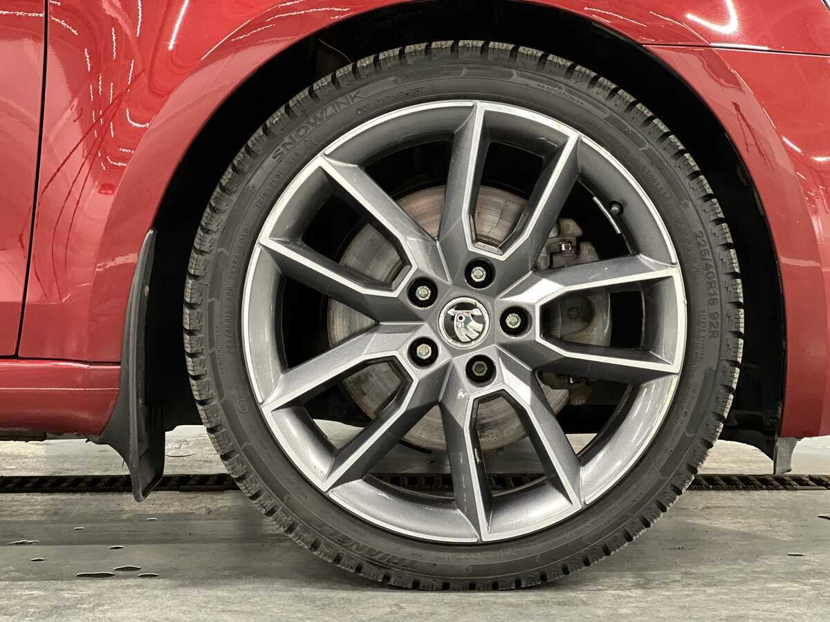 Б/У Шкода Октавия 2017 года. Фото: #17