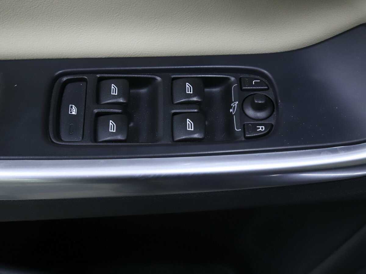 Volvo S60 2014 года с пробегом. Фото: #6