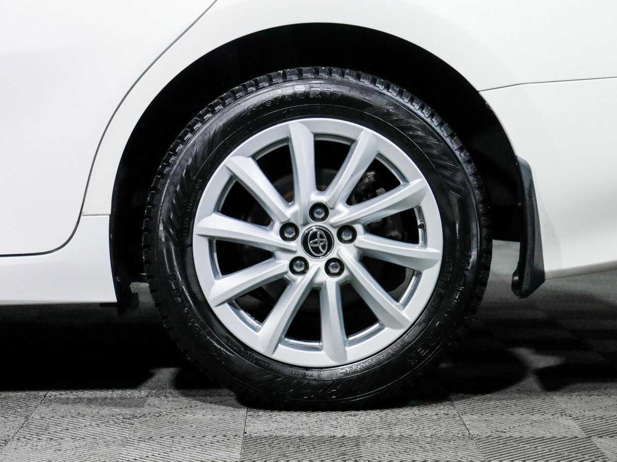 Toyota Camry 2021 года с пробегом. Фото: #14