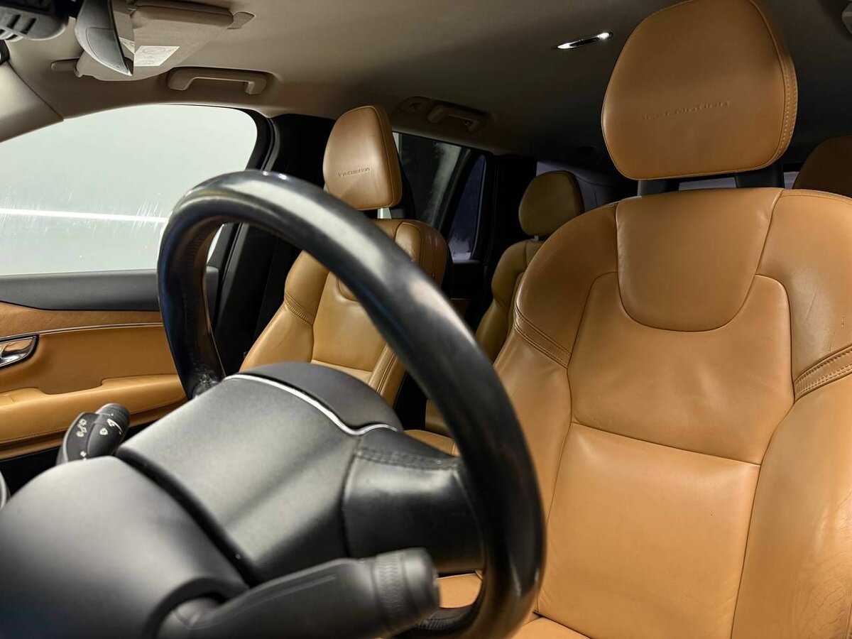 Volvo XC90 2015 года с пробегом. Фото: #15