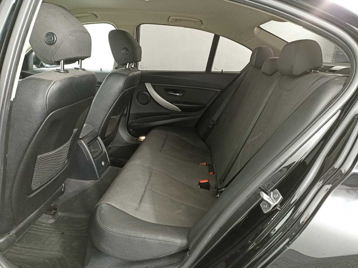 BMW 3 серии 2016 года с пробегом. Фото: #9