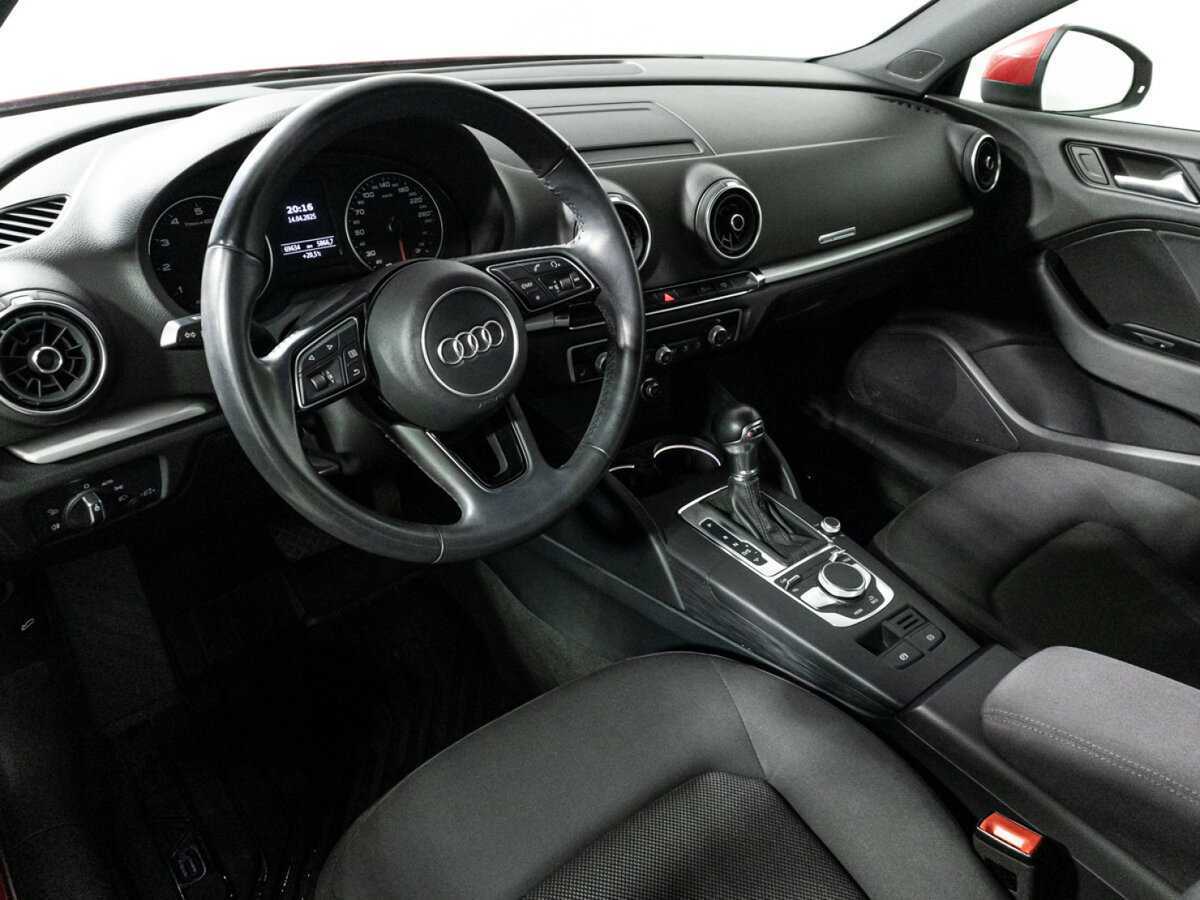 Audi A3 2019 года с пробегом. Фото: #10
