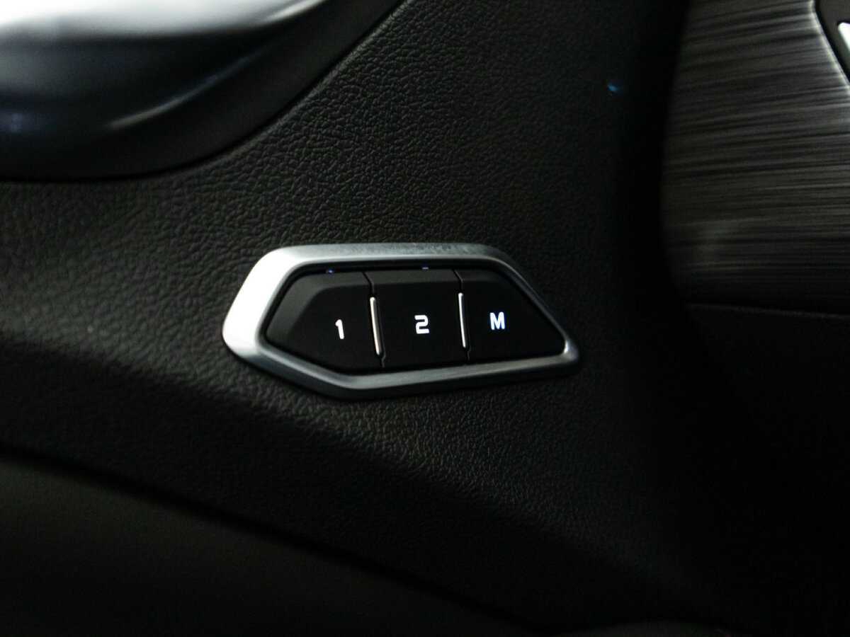 Geely Tugella 2022 года с пробегом. Фото: #18