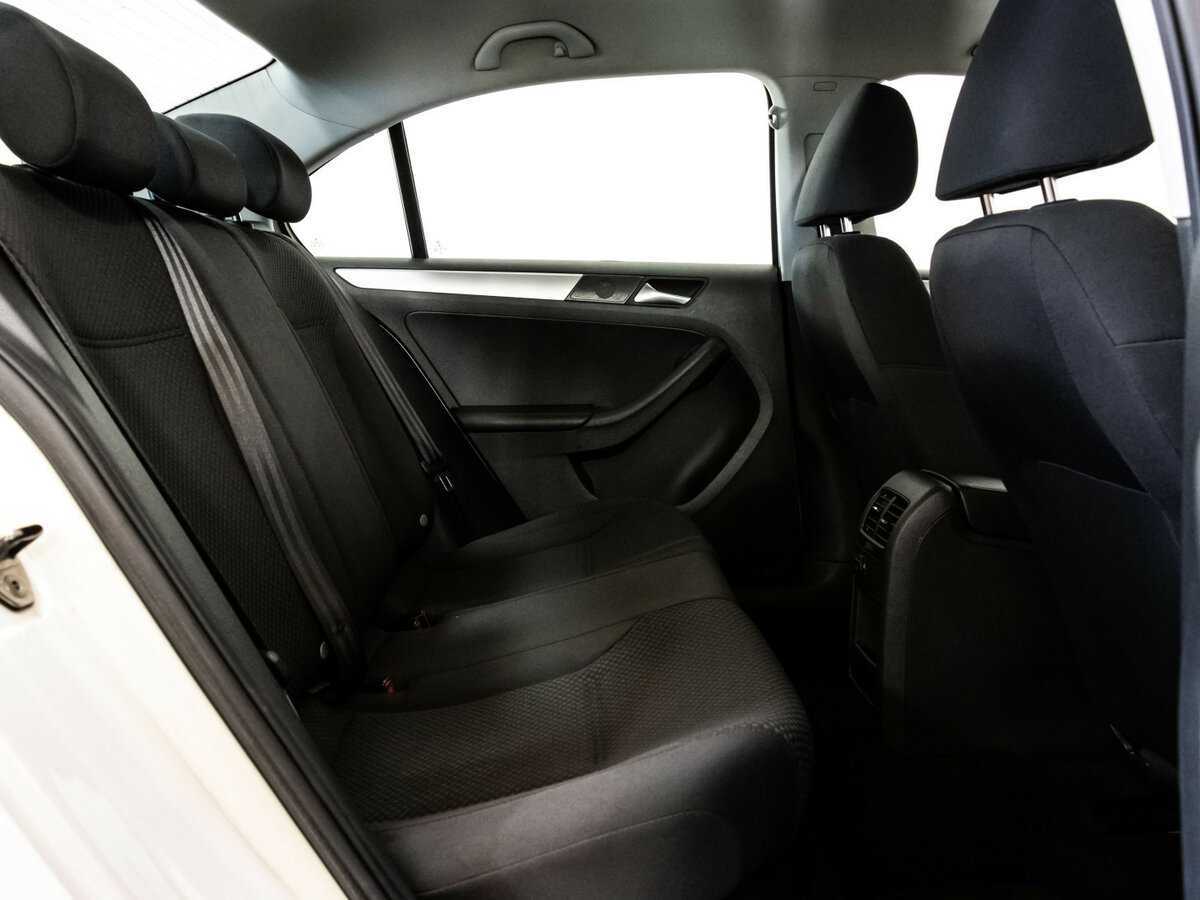 Б/У Фольксваген Джетта 2013 года. Фото: #13