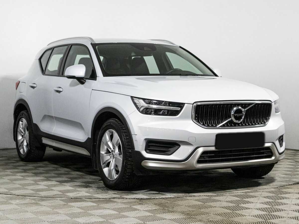 Volvo XC40 2019 года с пробегом. Фото: #2