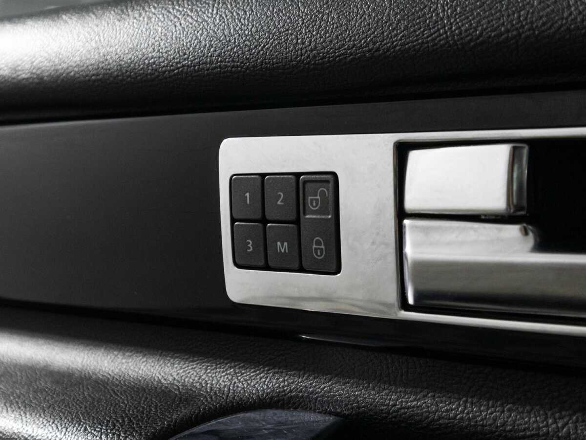 Land Rover Discovery 2012 года с пробегом. Фото: #16