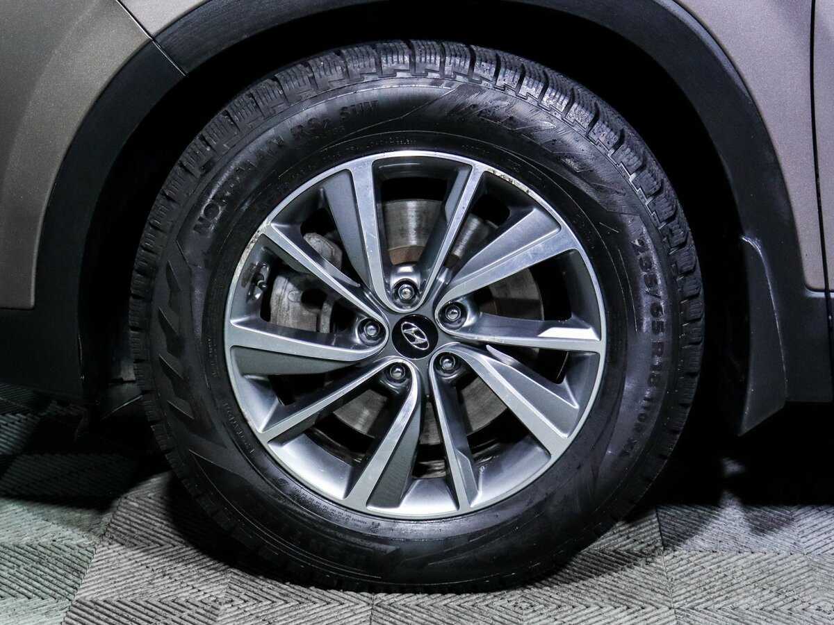 Hyundai Santa Fe 2020 года с пробегом. Фото: #13