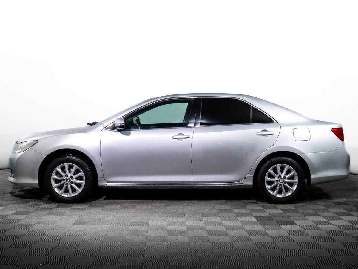 Б/У Тойота Камри 2013 года. Фото: #7