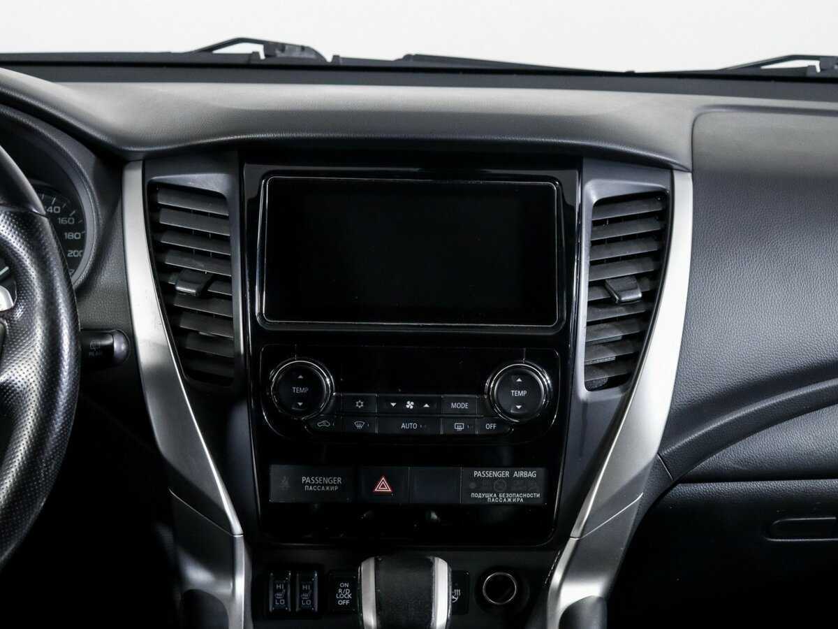 Mitsubishi Pajero Sport 2019 года с пробегом. Фото: #12