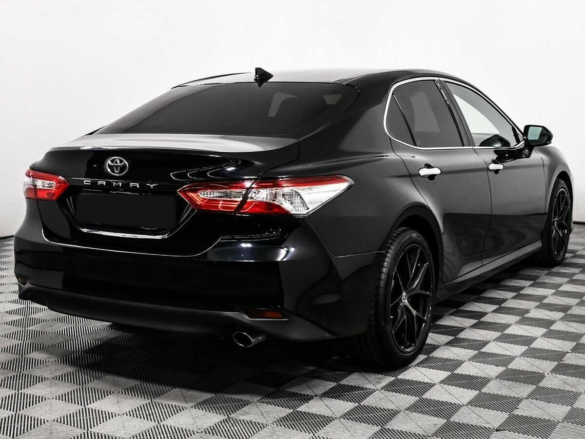 Toyota Camry 2019 года с пробегом. Фото: #4