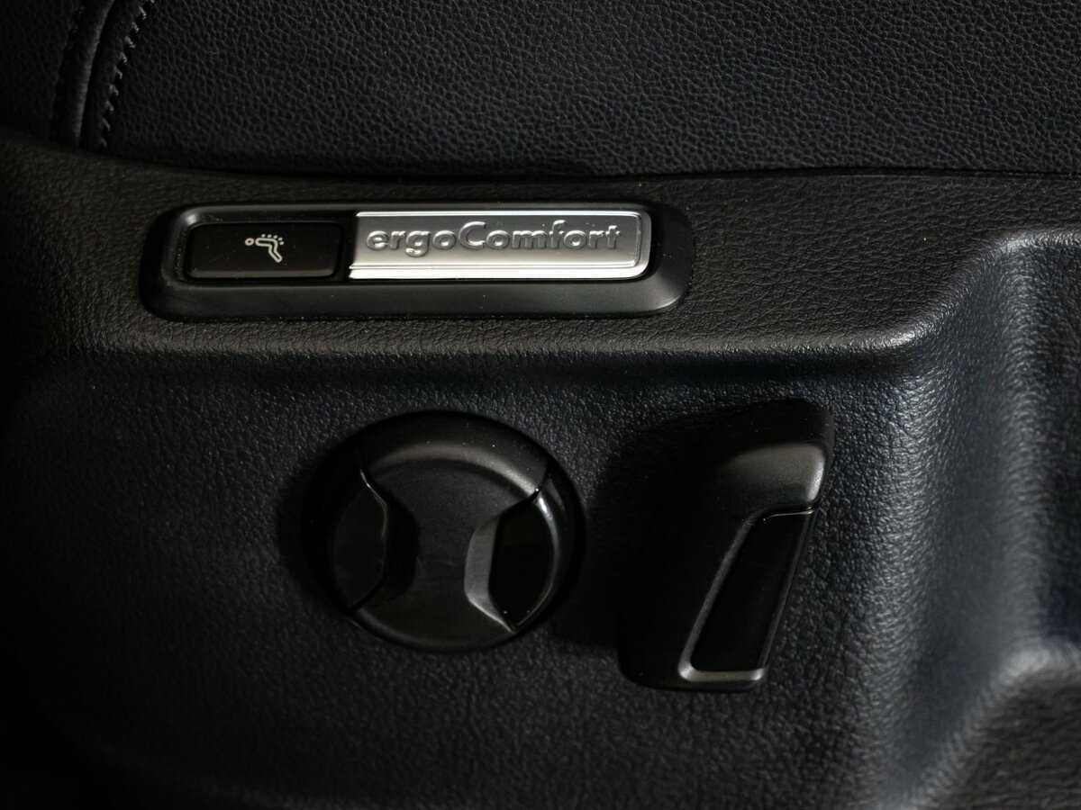 Б/У Фольксваген Пассат 2018 года. Фото: #16