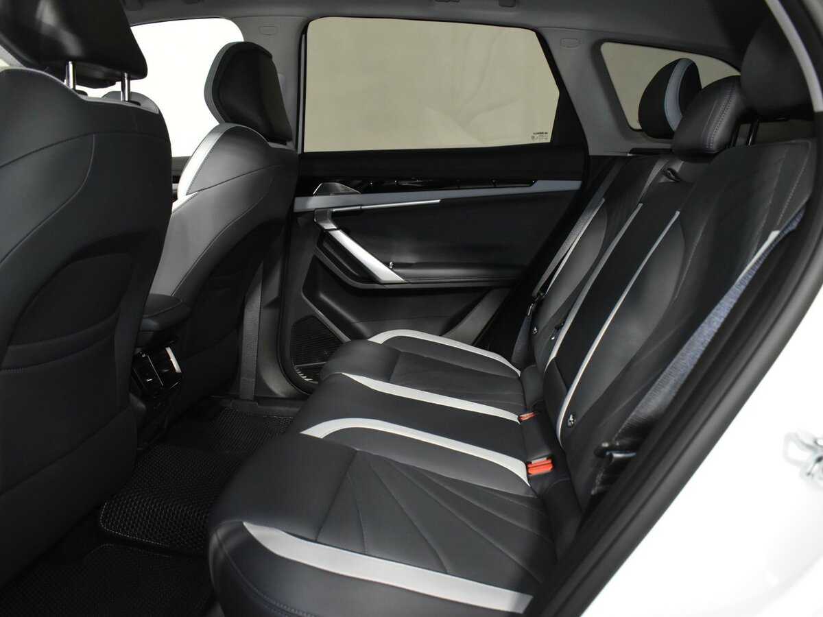 Geely Atlas 2024 года с пробегом. Фото: #21