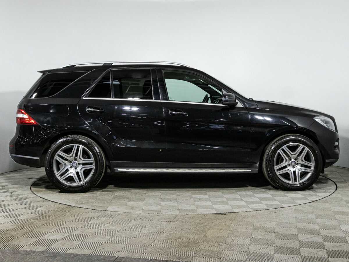 Mercedes-Benz M-Класс 2012 года с пробегом. Фото: #3