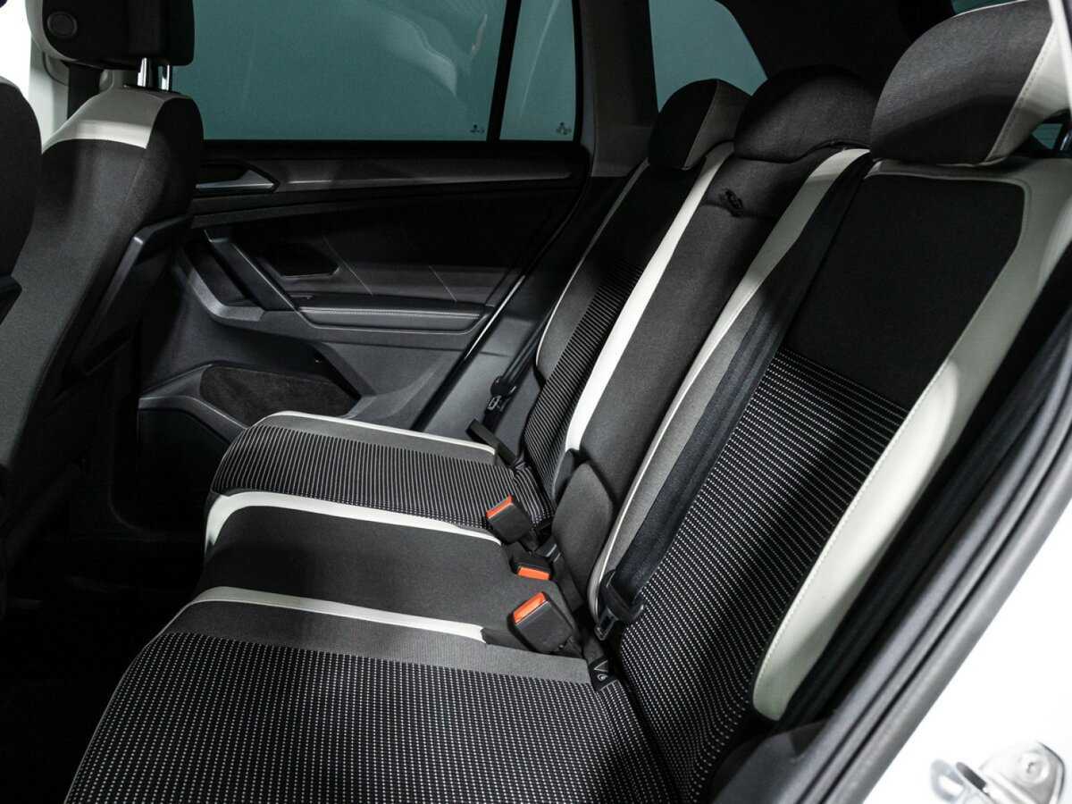 Volkswagen Tiguan 2020 года с пробегом. Фото: #9