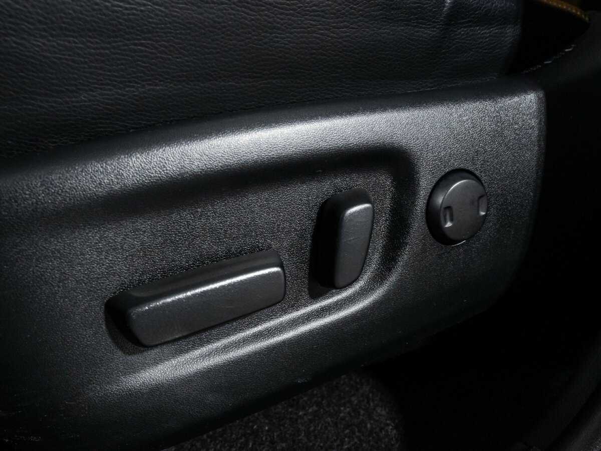 Toyota RAV4 2019 года с пробегом. Фото: #15