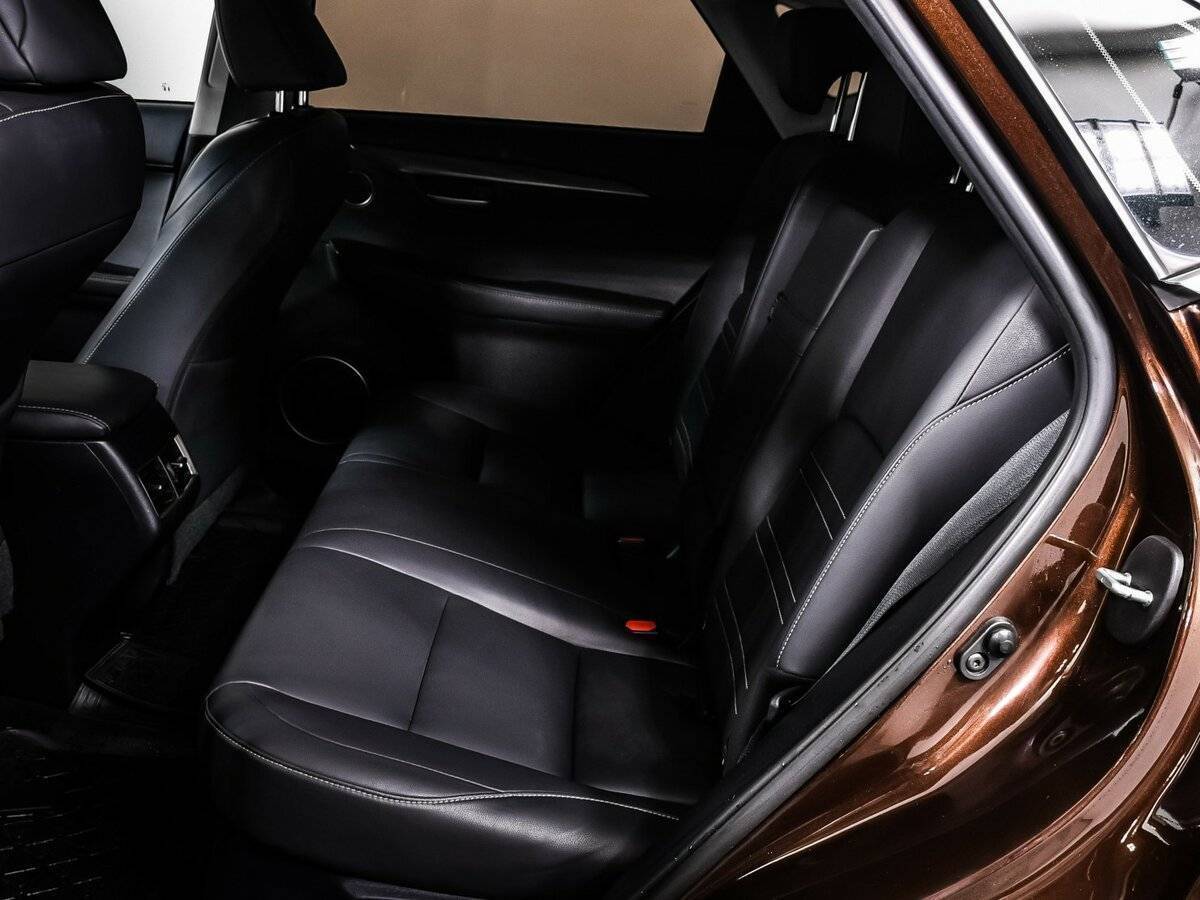 Lexus NX 2016 года с пробегом. Фото: #12