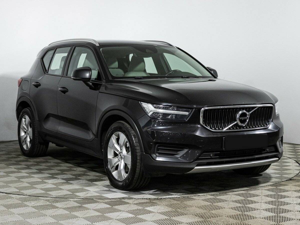 Volvo XC40 2018 года с пробегом. Фото: #2
