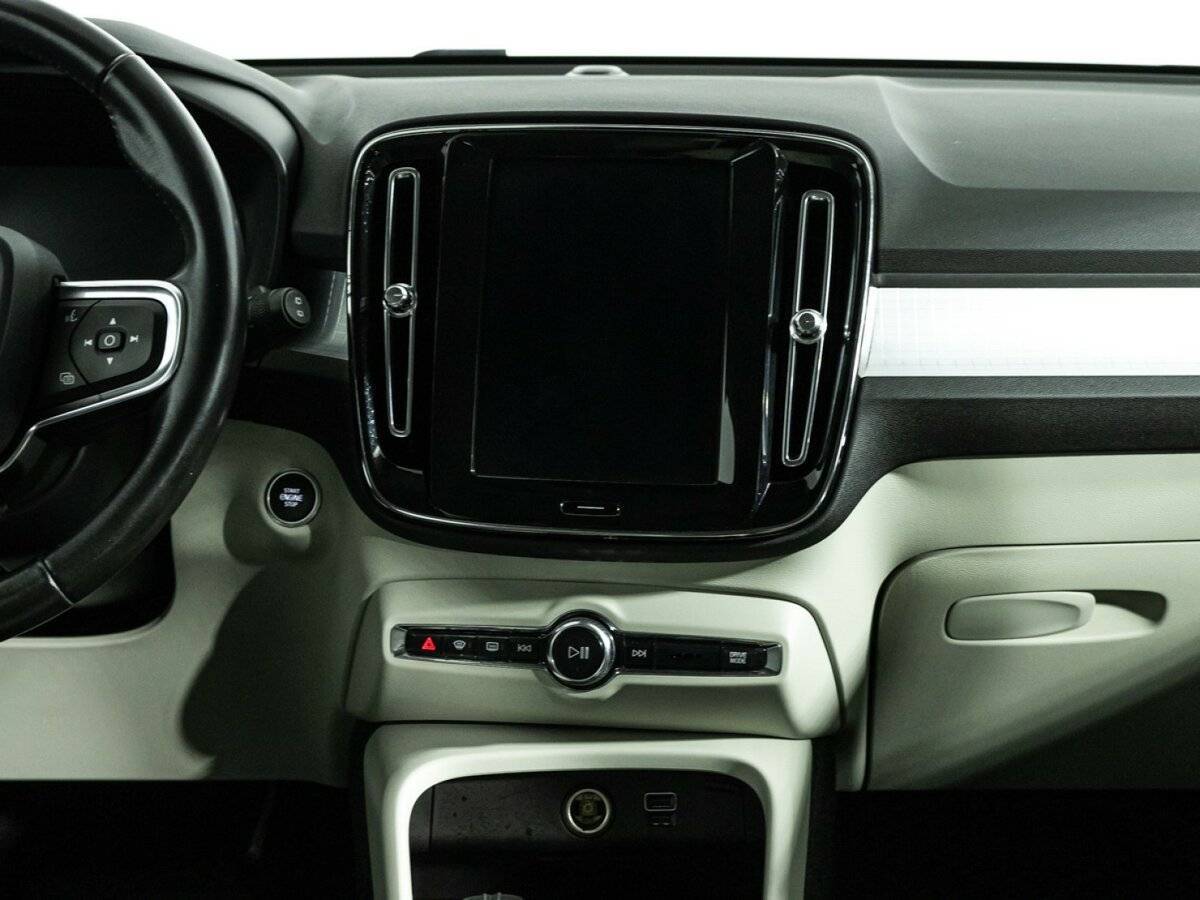Volvo XC40 2018 года с пробегом. Фото: #13