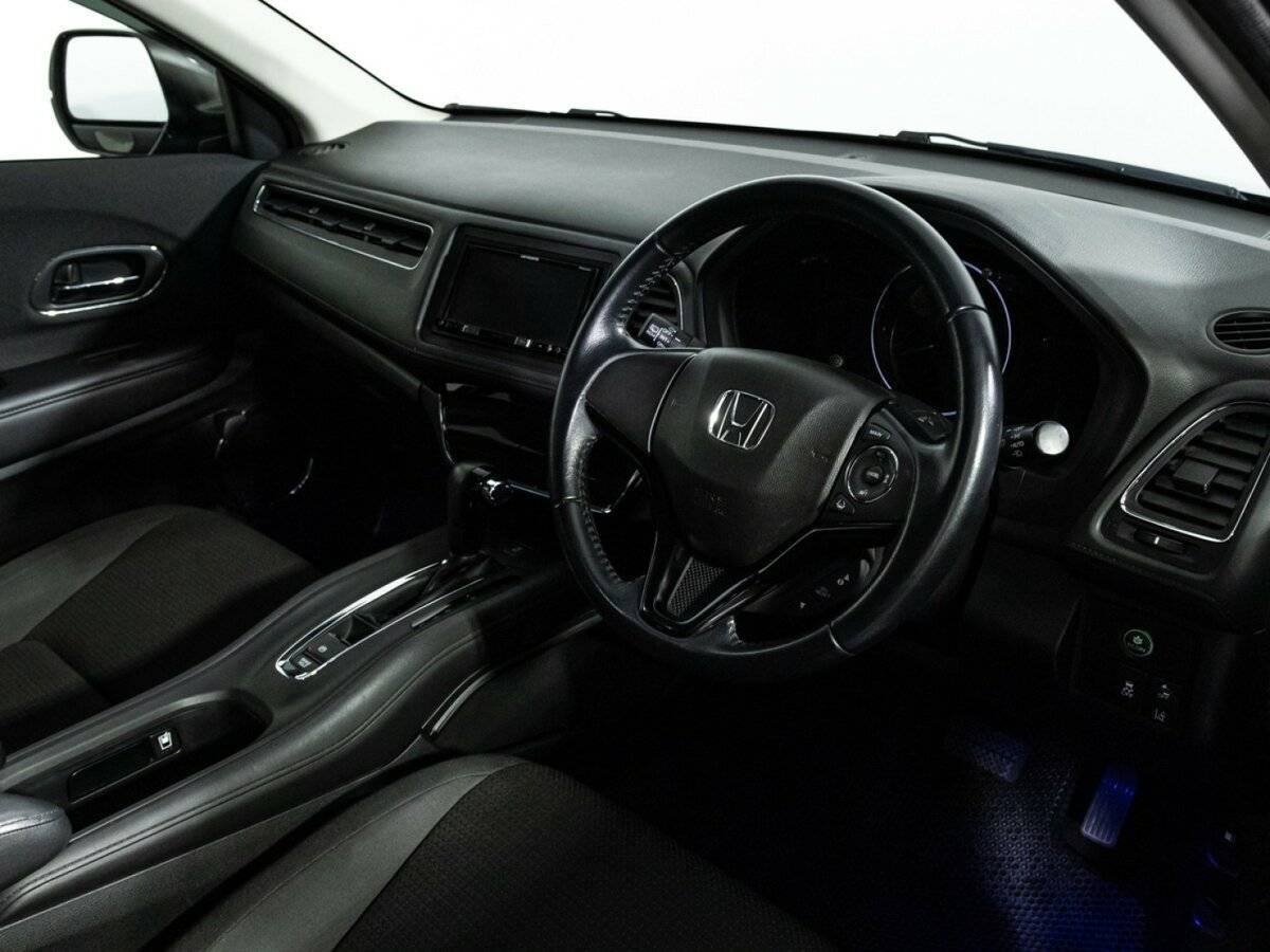 Honda Vezel 2019 года с пробегом. Фото: #8