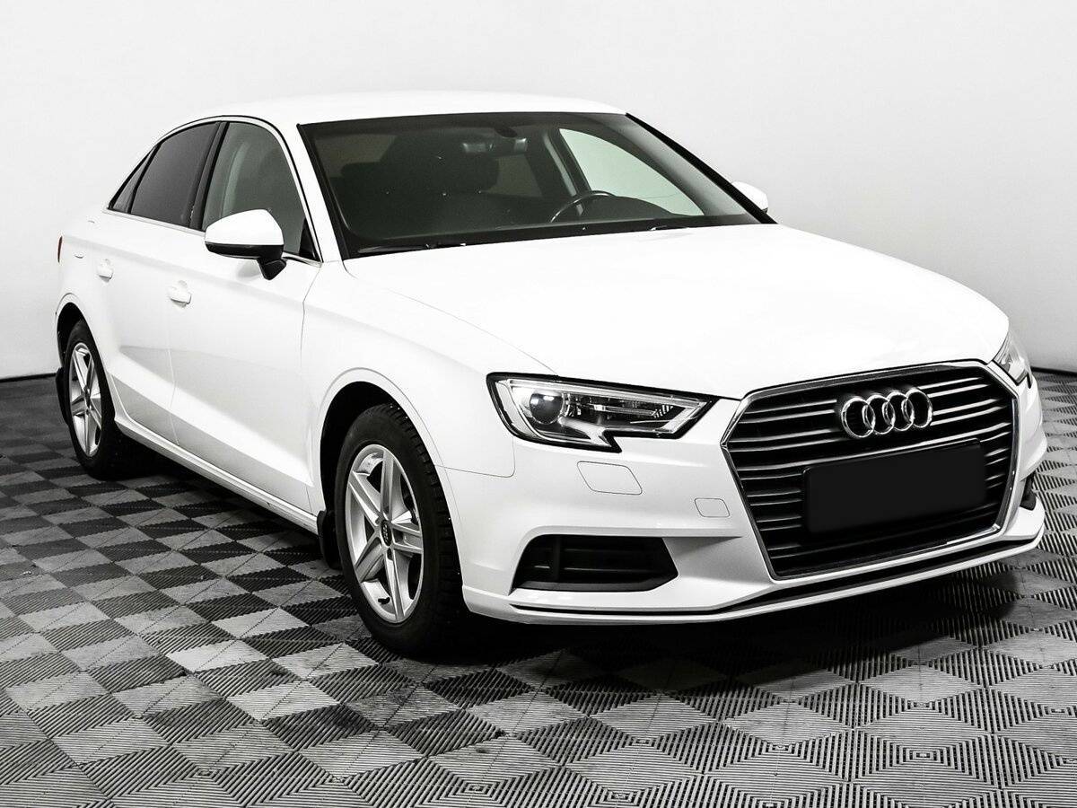 Audi A3 2016 года с пробегом. Фото: #2