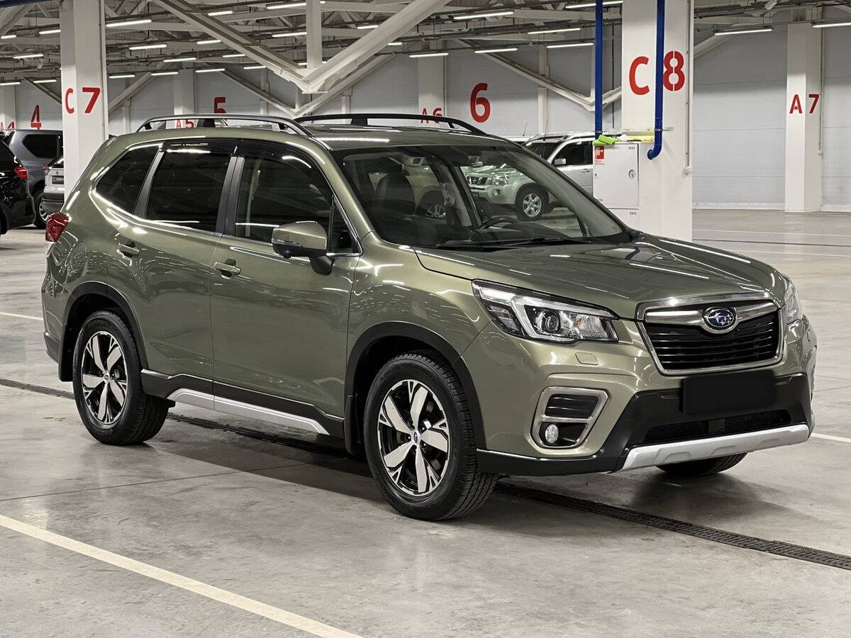 Subaru Forester 2018 года с пробегом. Фото: #2