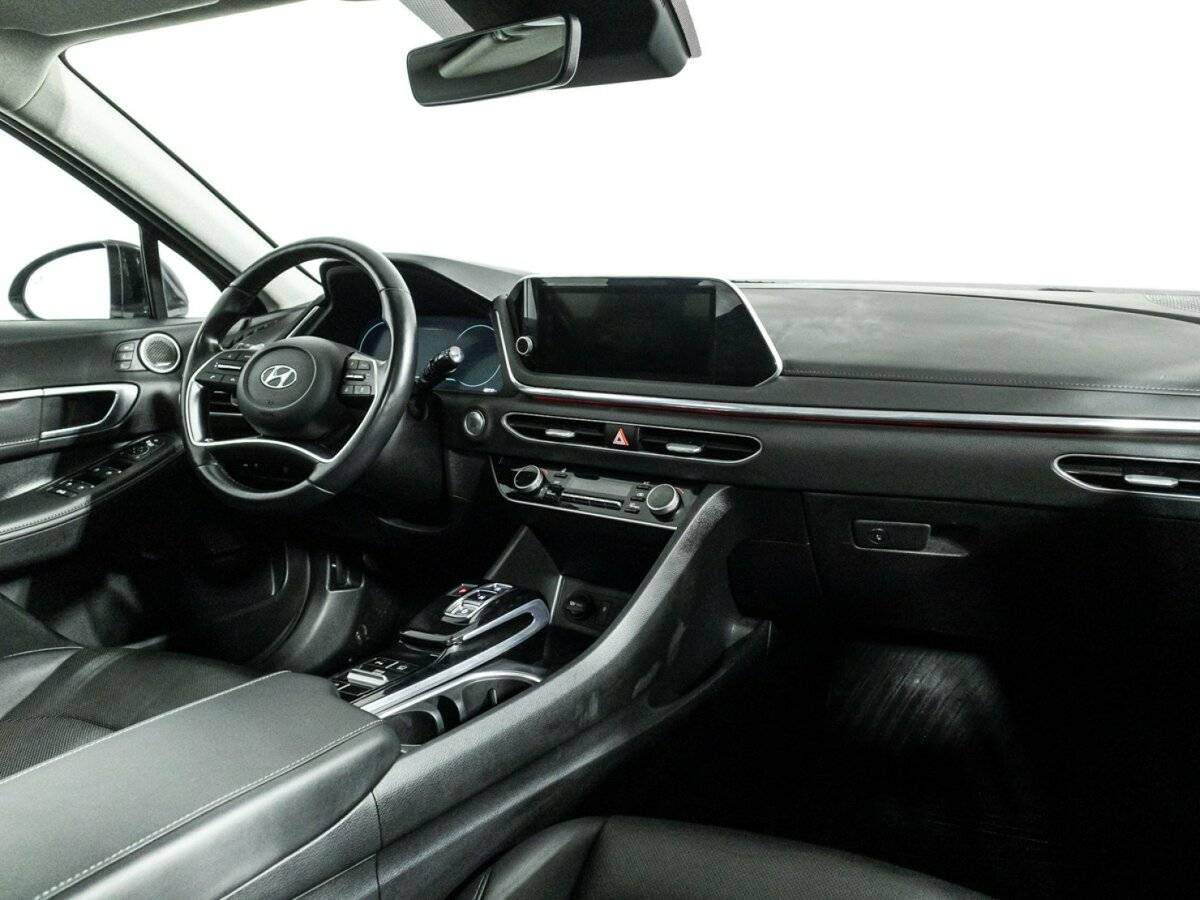 Hyundai Sonata 2019 года с пробегом. Фото: #8