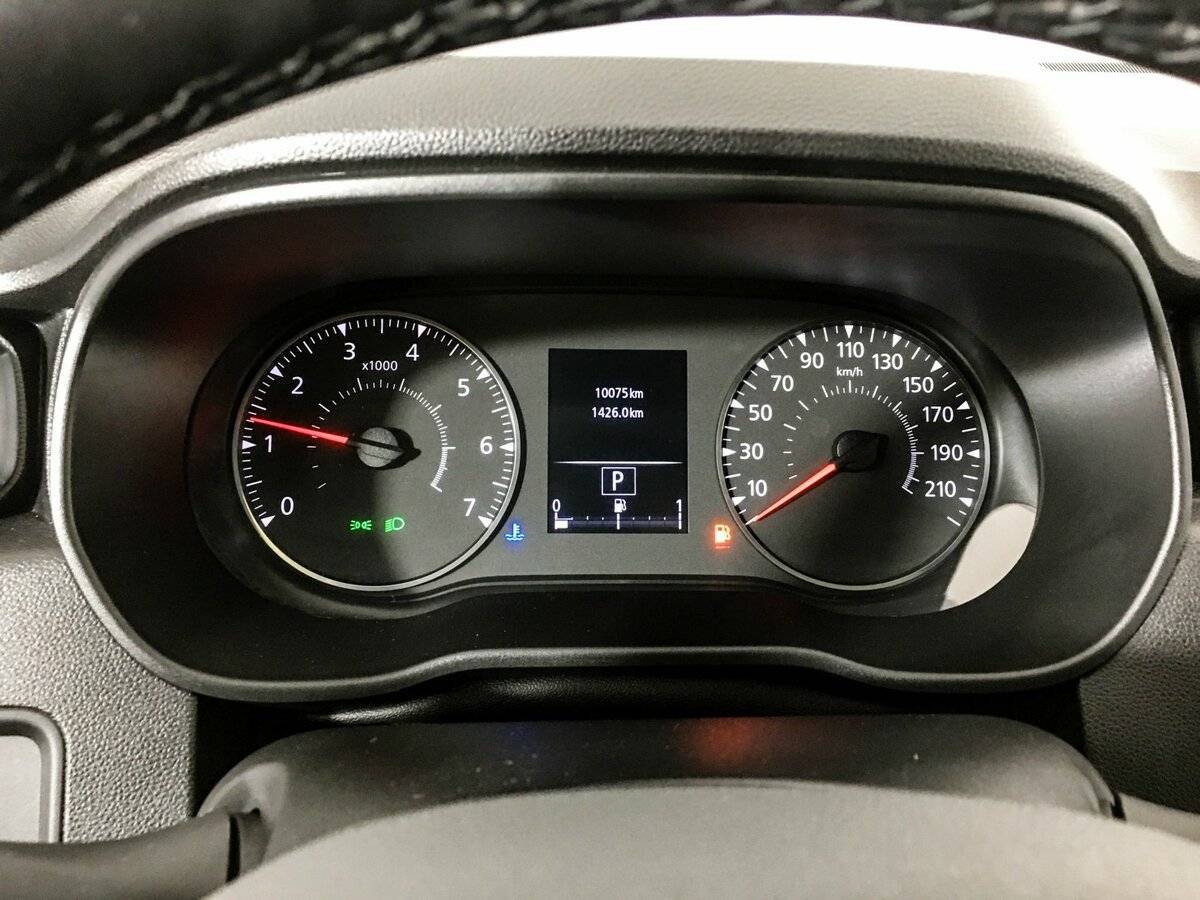 Б/У Рено Дастер 2021 года. Фото: #10