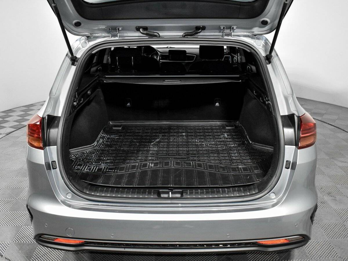 Б/У Киа Сид 2019 года. Фото: #19